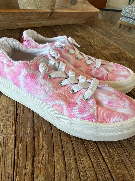 Roxy Other - Roxy Kids Pink Tie-Dye Canvas Sneakers with White Soles